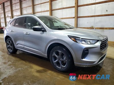 Czwarte zdjęcie samochodu z boku: 2024 FORD ESCAPE ST LINE VIN:1FMCU9MN8RUA61013 - miniatura