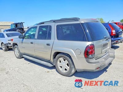 Drugie zdjęcie samochodu z przodu: 2003 CHEVROLET TRAILBLAZER EXT VIN:1GNET16S336174827 - miniatura