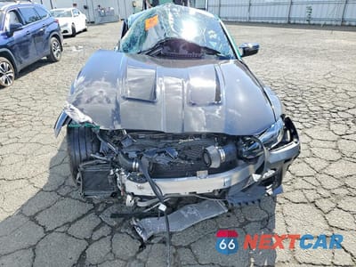 Piąte zdjęcie samochodu w środku: 2025 BMW M3 COMPETITION VIN:WBS33HJ0XSFT97923 - miniatura
