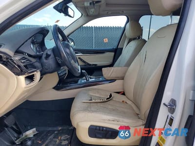 Zdjęcie 7 z 13 samochodu: 2016 BMW X5 XDR40E VIN:5UXKT0C50G0F74732 - miniatura