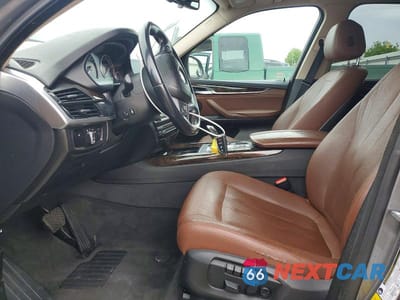 Zdjęcie 7 z 13 samochodu: 2016 BMW X5 XDR40E VIN:5UXKT0C50G0F75251 - miniatura