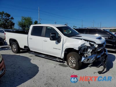 Czwarte zdjęcie samochodu z boku: 2026 CHEVROLET SILVERADO K2500 HEAVY DUTY LT VIN:1GC1KNEY6TF151632 - miniatura