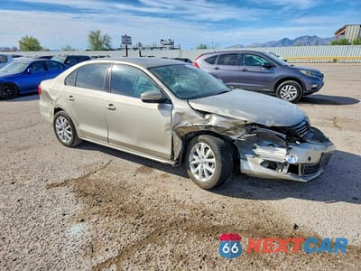 Czwarte zdjęcie samochodu z boku: 2014 VOLKSWAGEN JETTA SE VIN:3VWD17AJ8EM287703 - miniatura