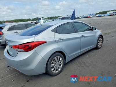 Trzecie zdjęcie samochodu z tyłu: 2012 HYUNDAI ELANTRA GLS VIN:5NPDH4AE4CH076940 - miniatura
