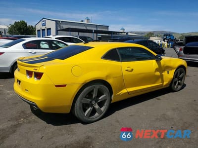 Trzecie zdjęcie samochodu z tyłu: 2010 CHEVROLET CAMARO LT VIN:2G1FC1EV1A9186031 - miniatura