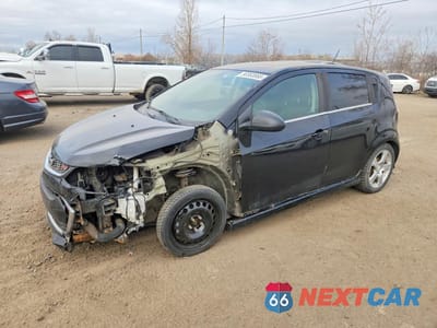 2018 CHEVROLET SONIC PREMIER 1G1JF6SB9J4128129 - główne zdjęcie licytacji z USA - miniatura