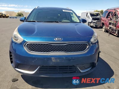Piąte zdjęcie samochodu w środku: 2018 KIA NIRO LX VIN:KNDCB3LC1J5210657 - miniatura