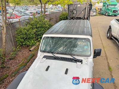 Zdjęcie 11 z 14 samochodu: 2020 JEEP WRANGLER UNLIMITED SPORT VIN:1C4HJXDMXLW347620 - miniatura