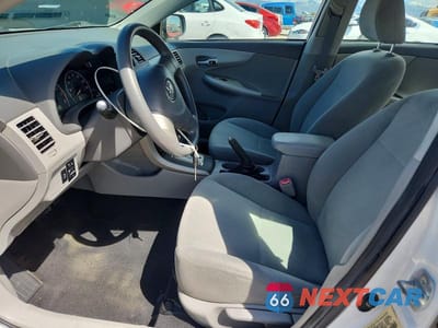 Zdjęcie 7 z 12 samochodu: 2010 TOYOTA COROLLA LE VIN:1NXBU4EE2AZ375208 - miniatura