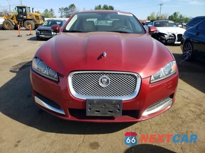 Piąte zdjęcie samochodu w środku: 2013 JAGUAR XF VIN:SAJWJ0EF9D8S87030 - miniatura
