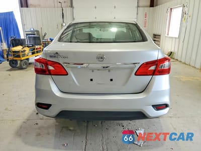 Zdjęcie 6 z 12 samochodu: 2017 NISSAN SENTRA S VIN:3N1AB7AP5HY279047 - miniatura