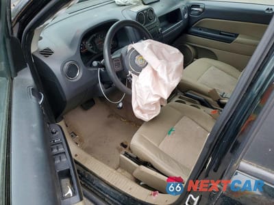 Zdjęcie 8 z 12 samochodu: 2013 JEEP COMPASS SPORT VIN:1C4NJCBB9DD169368 - miniatura