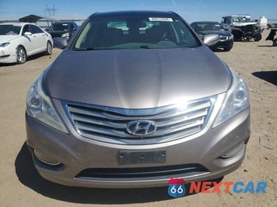 Piąte zdjęcie samochodu w środku: 2013 HYUNDAI AZERA BASE VIN:KMHFH4JG5DA251579 - miniatura