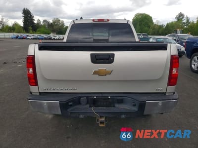 Zdjęcie 6 z 12 samochodu: 2007 CHEVROLET SILVERADO K1500 CREW CAB VIN:2GCEK13M971503786 - miniatura