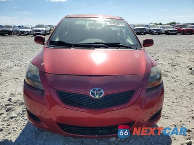 Piąte zdjęcie samochodu w środku: 2009 TOYOTA YARIS BASE VIN:JTDBT903894046261 - miniatura