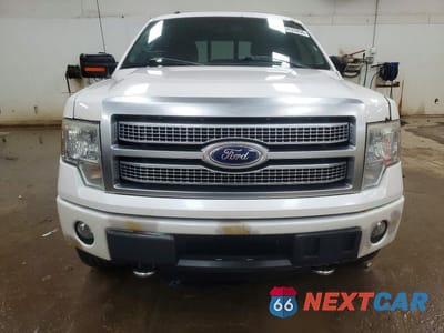 Piąte zdjęcie samochodu w środku: 2011 FORD F150 SUPERCREW VIN:1FTFW1ET9BFA81517 - miniatura