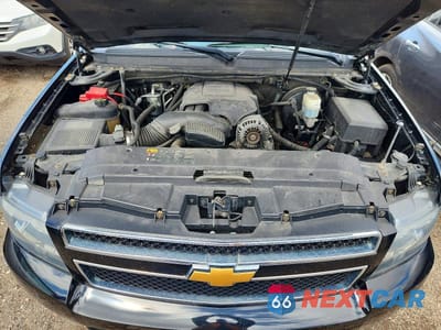 Zdjęcie 12 z 13 samochodu: 2012 CHEVROLET SUBURBAN K1500 LT VIN:1GNSKJE75CR189296 - miniatura