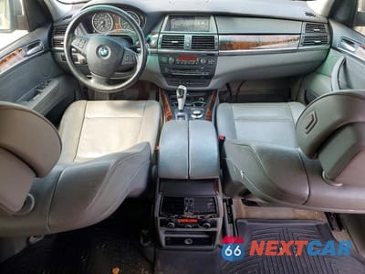 Zdjęcie 8 z 12 samochodu: 2008 BMW X5 3.0I VIN:5UXFE435X8L000171 - miniatura