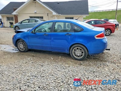 Drugie zdjęcie samochodu z przodu: 2010 FORD FOCUS SE VIN:1FAHP3FN8AW215195 - miniatura