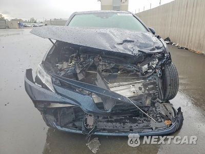 Piąte zdjęcie samochodu w środku: 2019 TOYOTA CAMRY HYBRID LE VIN:4T1B31HK8KU008267 - miniatura