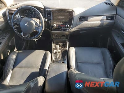 Zdjęcie 8 z 13 samochodu: 2020 MITSUBISHI OUTLANDER SE VIN:JA4AZ3A31LZ043258 - miniatura