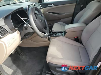 Zdjęcie 7 z 12 samochodu: 2019 HYUNDAI TUCSON SE VIN:KM8J23A40KU986011 - miniatura