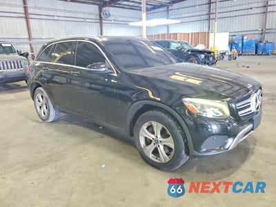 Czwarte zdjęcie samochodu z boku: 2018 MERCEDES-BENZ GLC 300 VIN:WDC0G4JB4JV036212 - miniatura