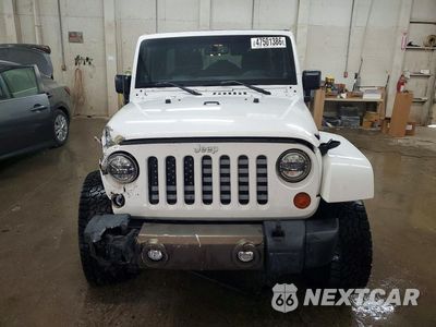 Piąte zdjęcie samochodu w środku: 2013 JEEP WRANGLER UNLIMITED SAHARA VIN:1C4BJWEG7DL539069 - miniatura