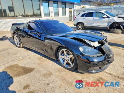 Czwarte zdjęcie samochodu z boku: 2005 CHEV CORVETTE VIN:1G1YY24U155124169 - miniatura