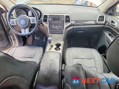 Zdjęcie 8 z 14 samochodu: 2012 JEEP GRAND CHEROKEE LAREDO VIN:1C4RJFAG0CC135923 - miniatura