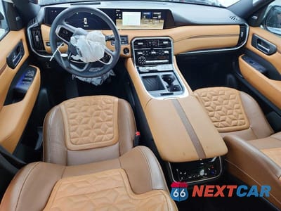 Zdjęcie 8 z 14 samochodu: 2025 NISSAN ARMADA PLATINUM RESERVE VIN:JN8AY3CCXS9200844 - miniatura