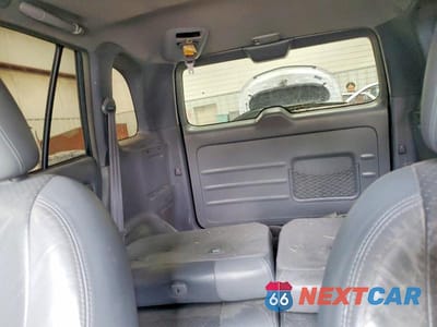 Zdjęcie 10 z 13 samochodu: 2002 TOYOTA RAV4 BASE VIN:JTEHH20V026030422 - miniatura