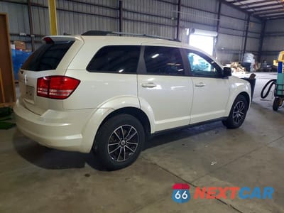 Trzecie zdjęcie samochodu z tyłu: 2018 DODGE JOURNEY SE VIN:3C4PDCAB3JT310331 - miniatura