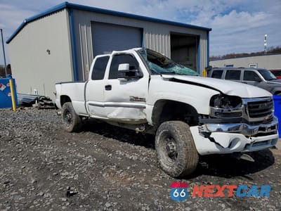 Czwarte zdjęcie samochodu z boku: 2003 GMC SIERRA K2500 HEAVY DUTY VIN:1GTHK291X3E225554 - miniatura