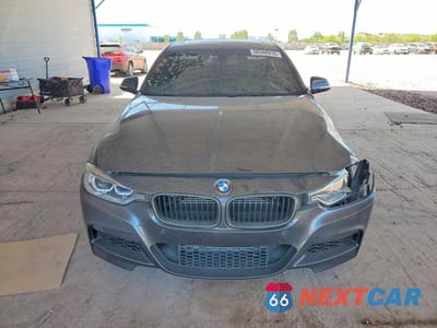 Piąte zdjęcie samochodu w środku: 2014 BMW 335 I VIN:WBA3A9C54EF479370 - miniatura