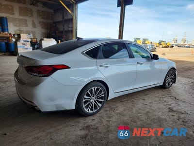 Trzecie zdjęcie samochodu z tyłu: 2015 HYUNDAI GENESIS 3.8L VIN:KMHGN4JE3FU096253 - miniatura