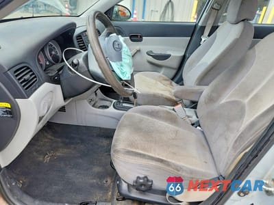 Zdjęcie 7 z 12 samochodu: 2009 HYUNDAI ACCENT GLS VIN:KMHCN46CX9U289042 - miniatura