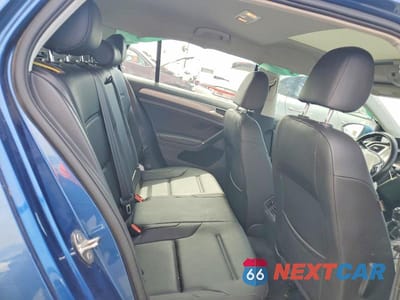 Zdjęcie 10 z 12 samochodu: 2017 VOLKSWAGEN GOLF S VIN:3VW117AU2HM074618 - miniatura