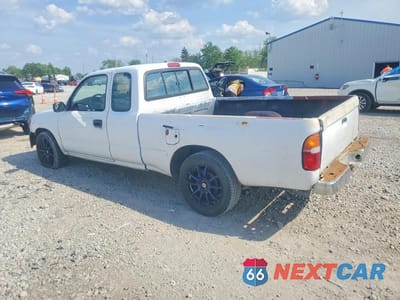Drugie zdjęcie samochodu z przodu: 1998 TOYOTA TACOMA XTRACAB VIN:4TAVL52N9WZ087755 - miniatura