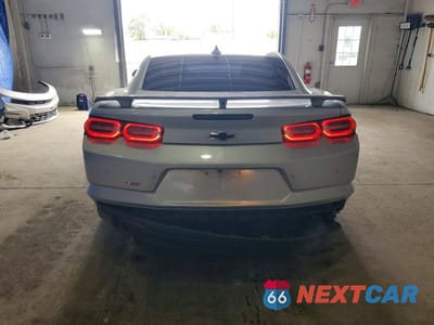 Zdjęcie 6 z 13 samochodu: 2019 CHEVROLET CAMARO SS VIN:1G1FH1R79K0104507 - miniatura