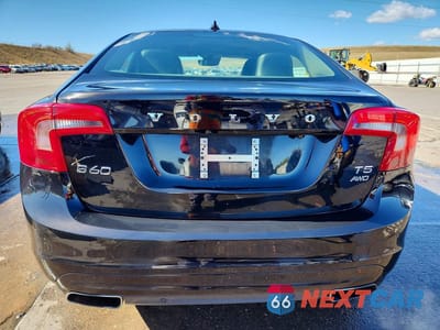 Zdjęcie 6 z 13 samochodu: 2015 VOLVO S60 PREMIER VIN:YV1612TKXF2361680 - miniatura