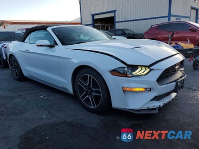 Czwarte zdjęcie samochodu z boku: 2018 FORD MUSTANG VIN:1FATP8UH6J5133444 - miniatura
