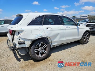 Trzecie zdjęcie samochodu z tyłu: 2020 MERCEDES-BENZ GLC 300 4MATIC VIN:WDC0G8EB1LF755013 - miniatura