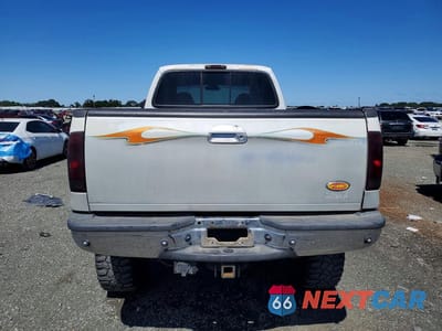 Zdjęcie 6 z 11 samochodu: 2000 FORD F350 SRW SUPER DUTY VIN:3FTSW31F7YMA46025 - miniatura