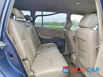 Zdjęcie 11 z 13 samochodu: 2004 TOYOTA HIGHLANDER BASE VIN:JTEEP21A840019207 - miniatura