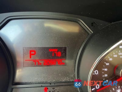 Zdjęcie 8 z 10 samochodu: 2018 KIA SEDONA L VIN:KNDMA5C1XJ6403384 - miniatura