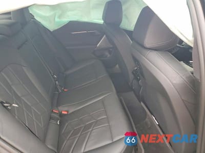 Zdjęcie 10 z 12 samochodu: 2024 BMW 530 XI VIN:WBA53FJ08RCR95697 - miniatura