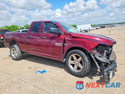 Czwarte zdjęcie samochodu z boku: 2018 RAM 1500 ST VIN:1C6RR6FT4JS165371 - miniatura