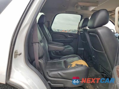 Zdjęcie 10 z 13 samochodu: 2012 GMC YUKON DENALI VIN:1GKS1EEF5CR326865 - miniatura