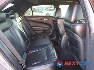 Zdjęcie 10 z 13 samochodu: 2018 CHRYSLER 300 S VIN:2C3CCABG5JH137246 - miniatura